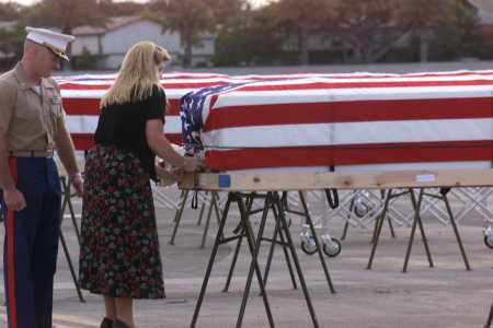Marine Raiders Returning Home PHOTO